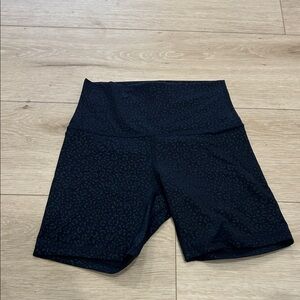 Lululemon Athletica Black Patterned Bike Shorts